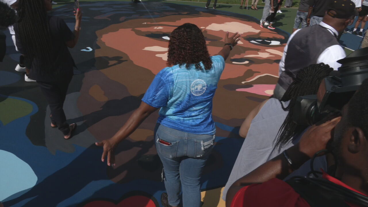Tamika Palmer-Breonna Taylor basketball court mural.jpeg